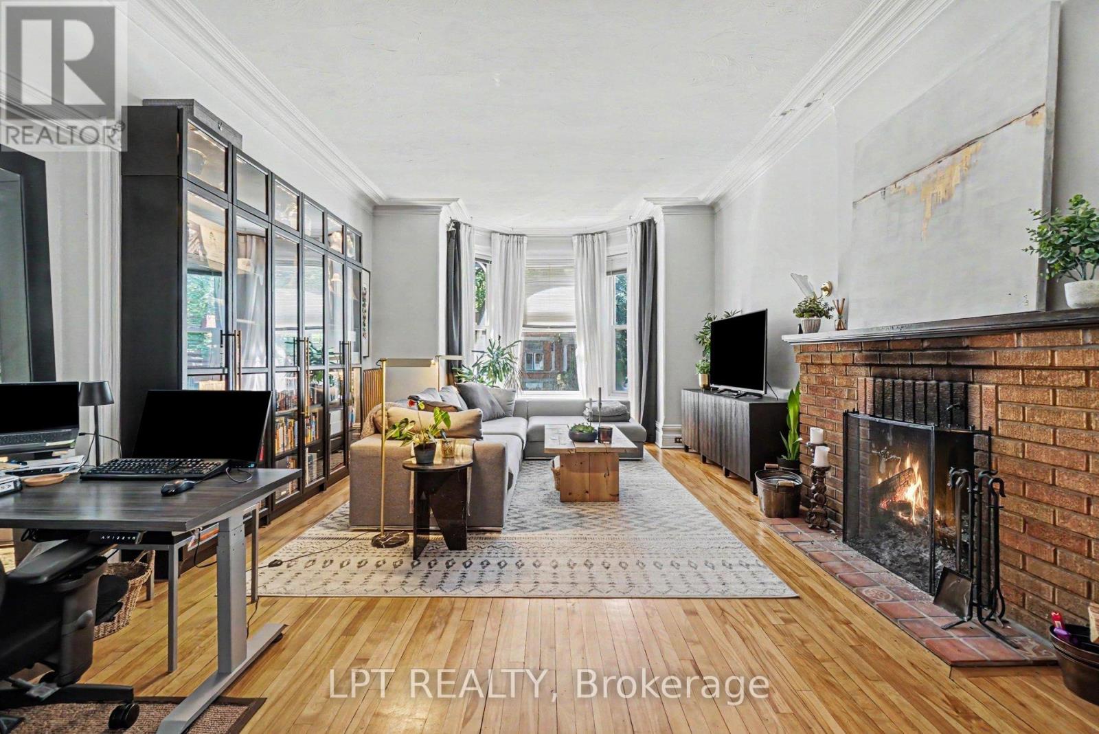 475 Maclaren Street Property Photo 4