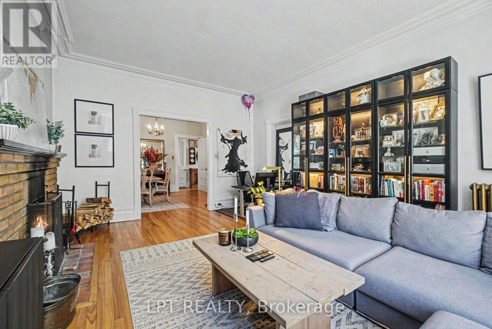 475 Maclaren Street Property Photo 6