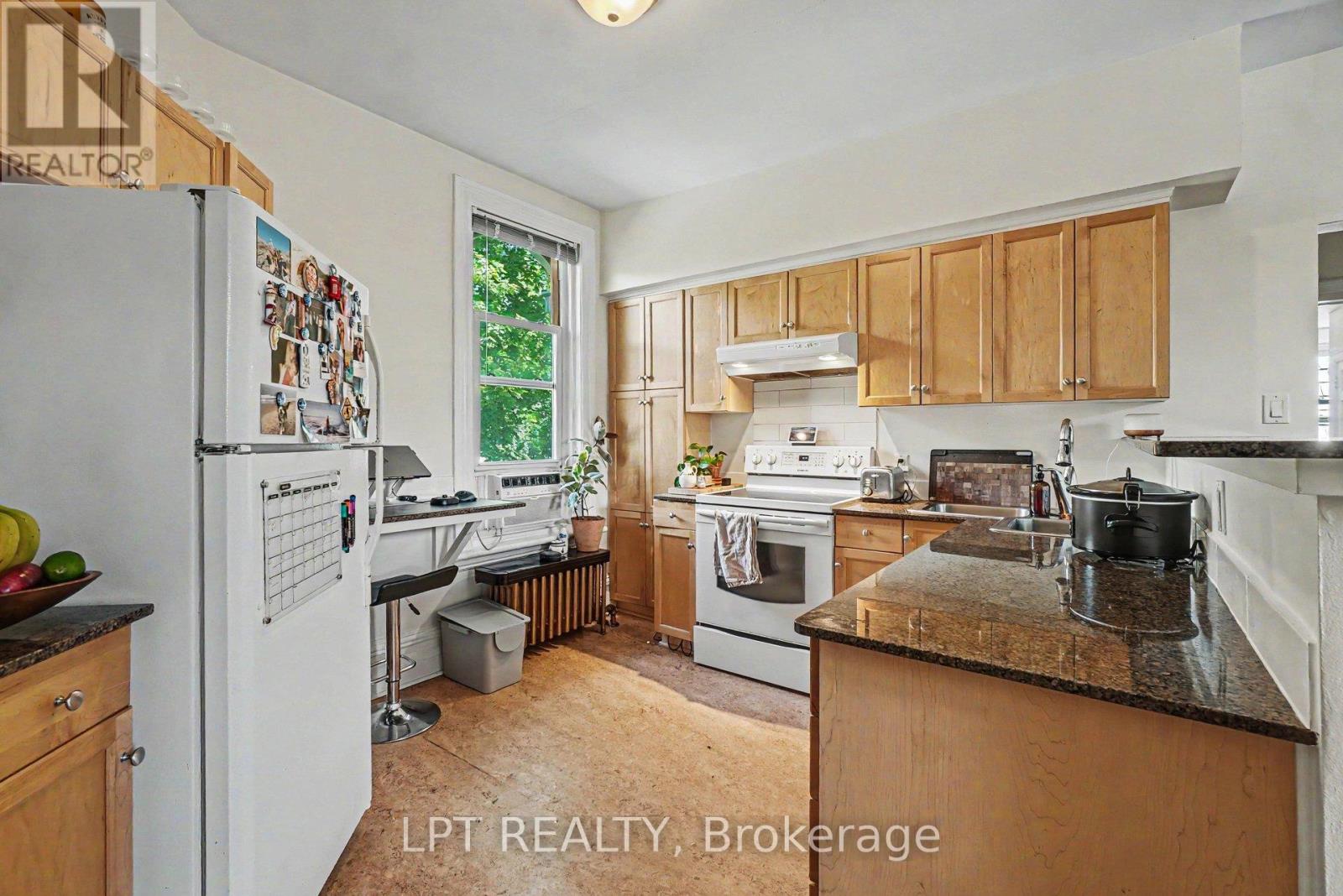 475 Maclaren Street Property Photo 24