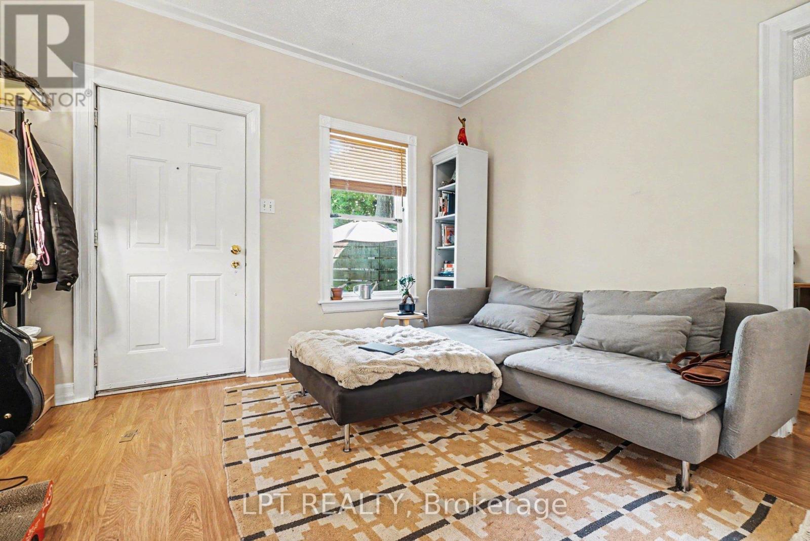 475 Maclaren Street Property Photo 25