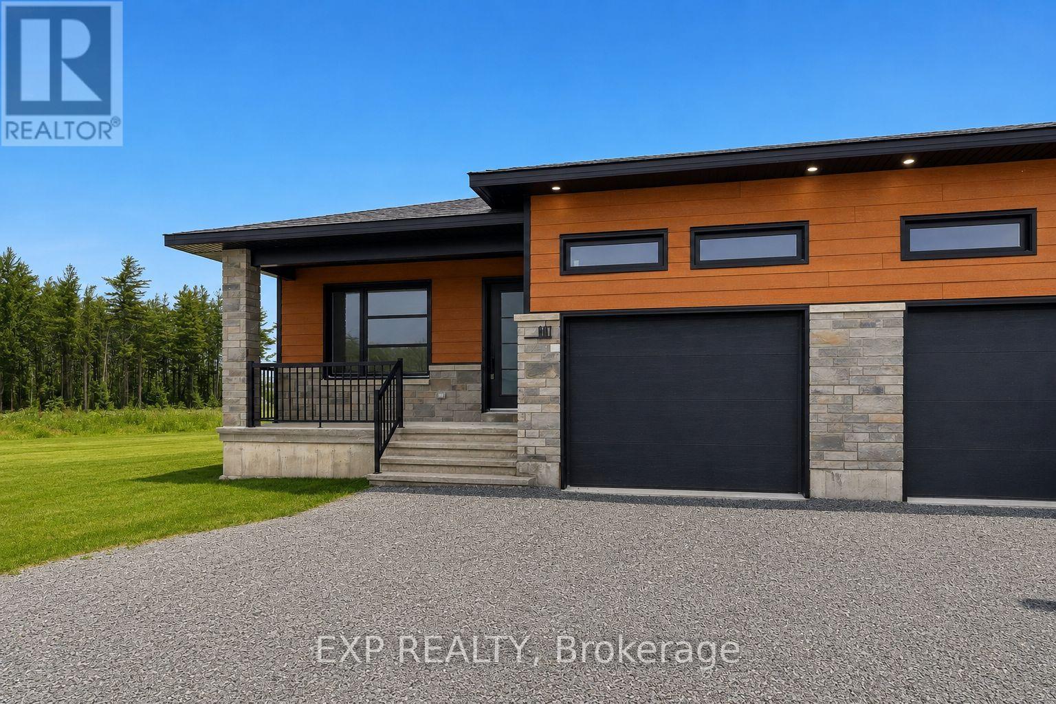 988 Katia Street Property Photo 1
