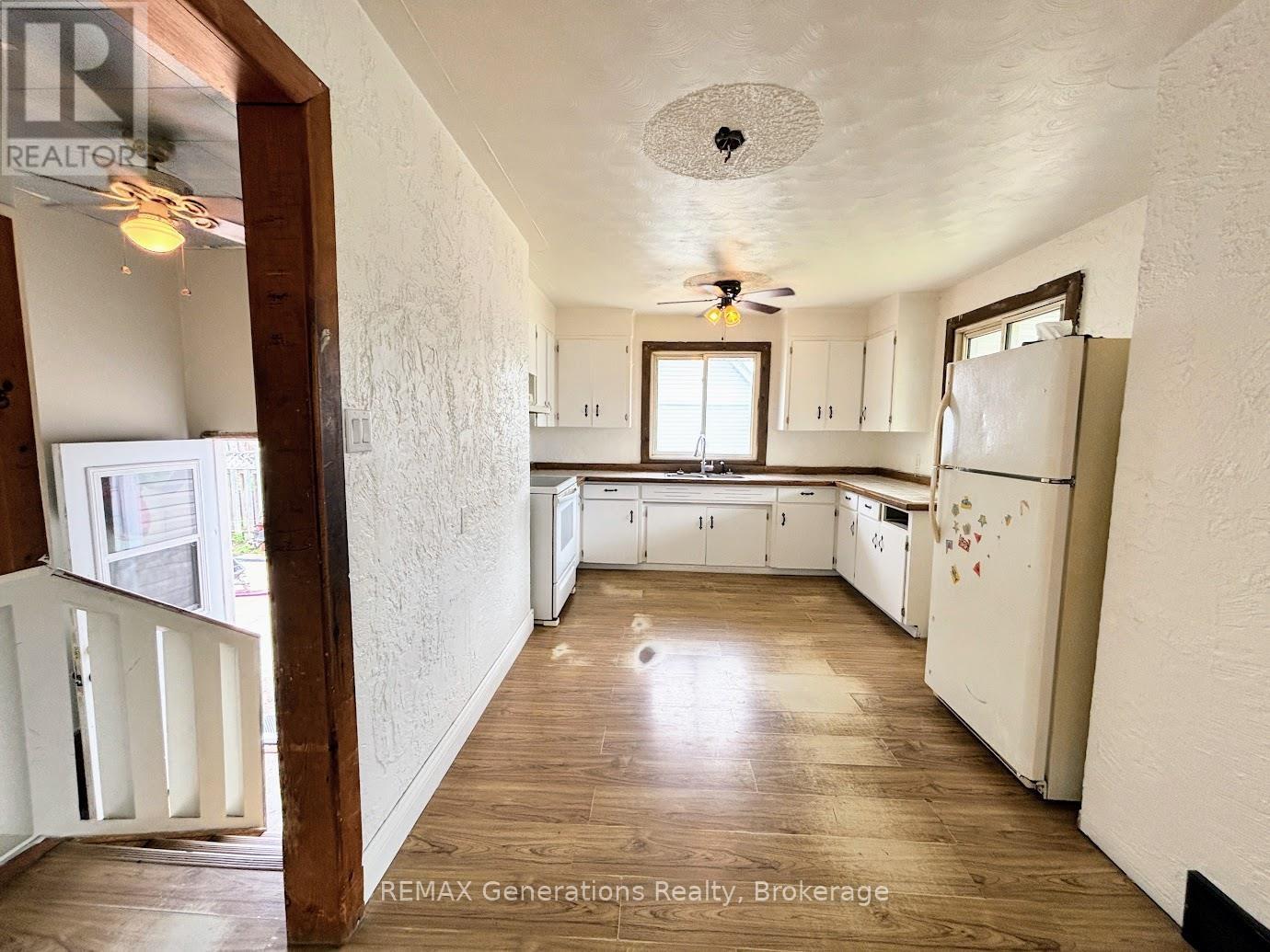 55 Neebig Avenue Property Photo 6