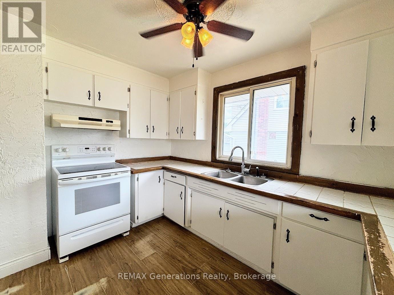 55 Neebig Avenue Property Photo 8
