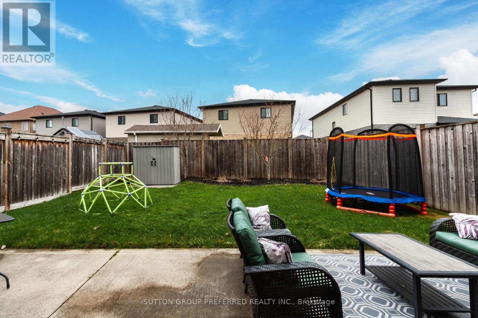 6685 Navin Crescent Property Photo 6
