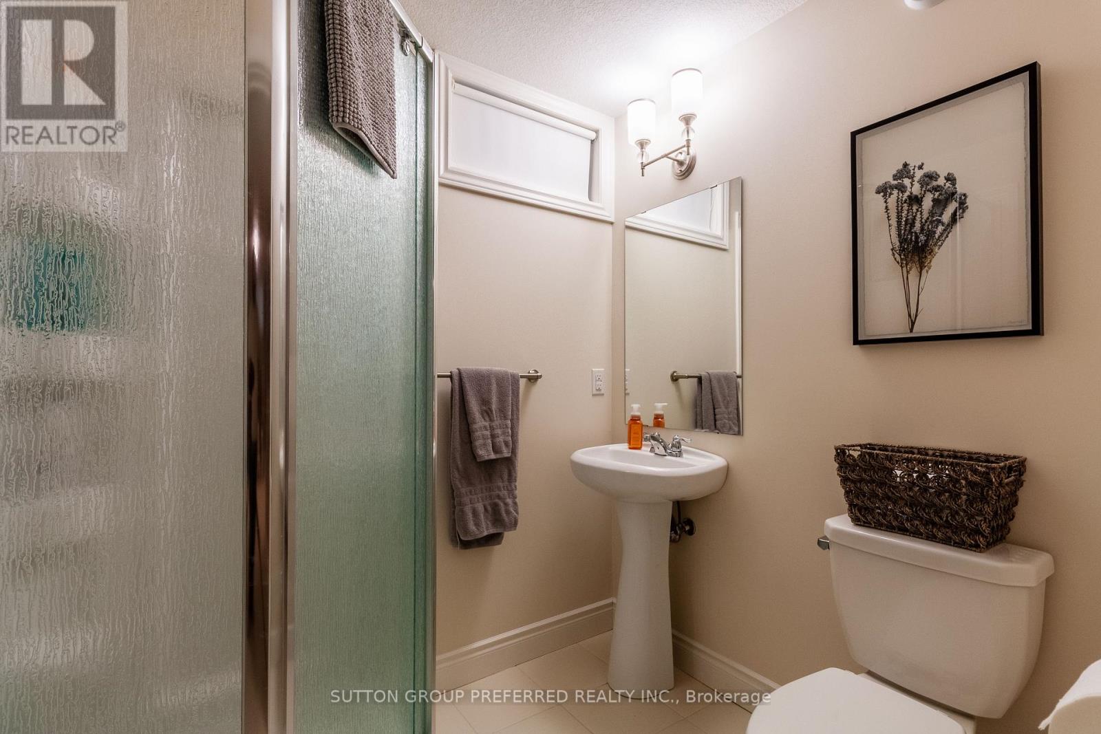 6685 Navin Crescent Property Photo 45