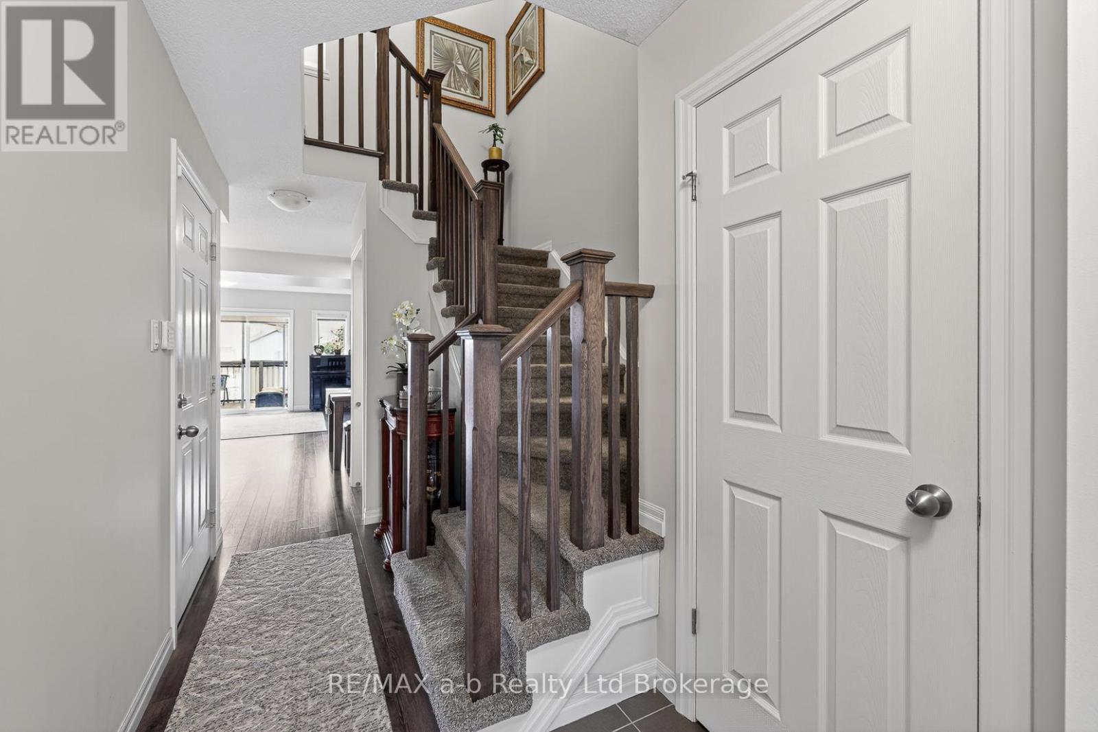 28 - 175 Ingersoll Street N Property Photo 11