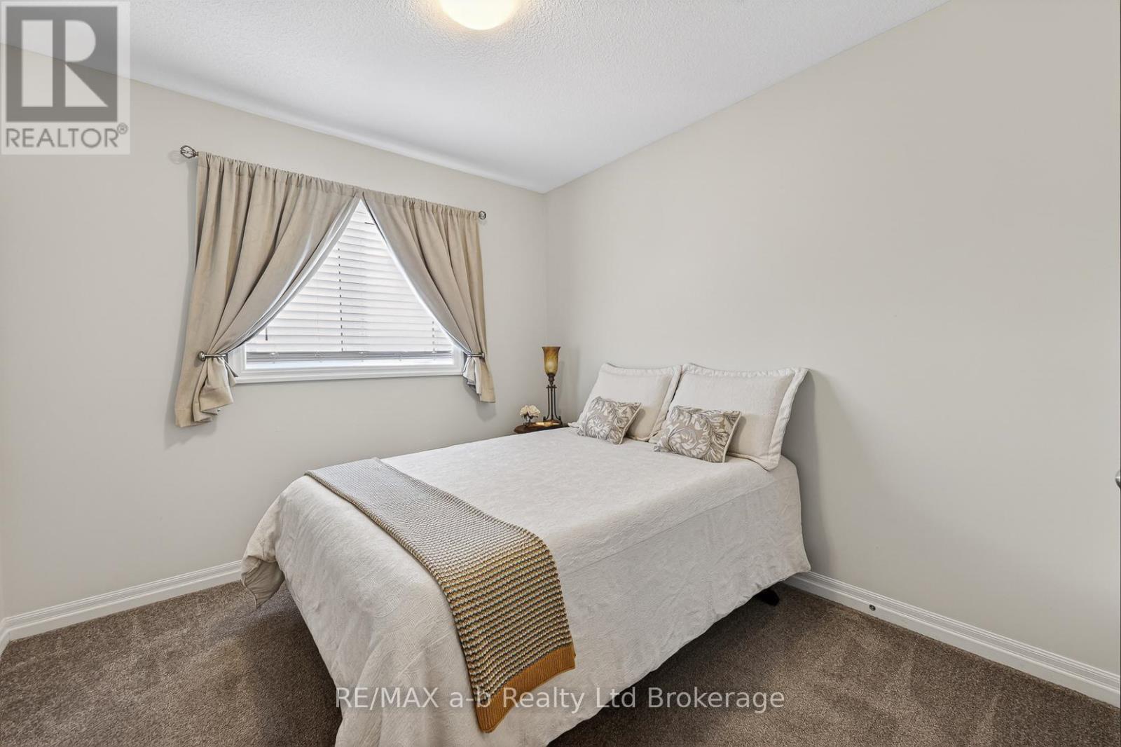 28 - 175 Ingersoll Street N Property Photo 29