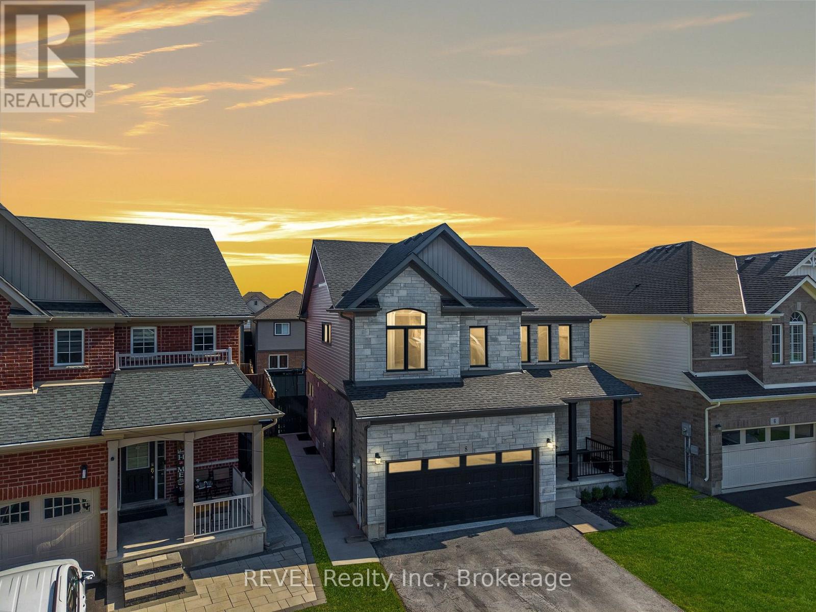 8 Elderberry Road Property Photo 1