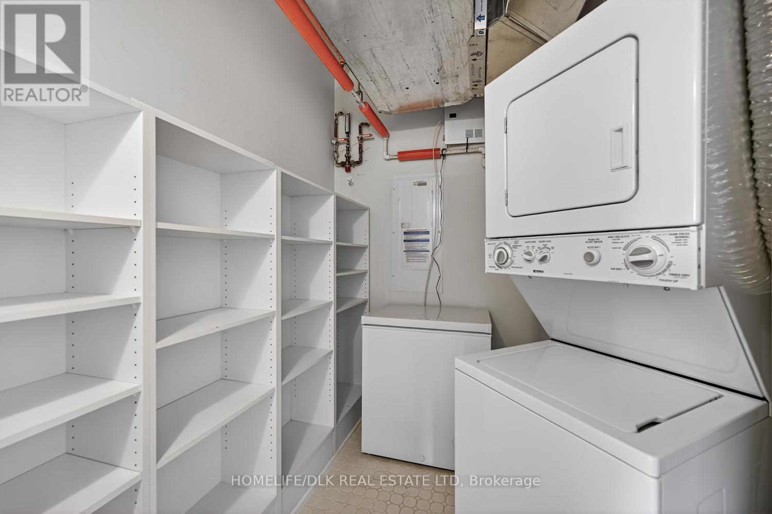804 - 15 St Andrew Street Property Photo 5