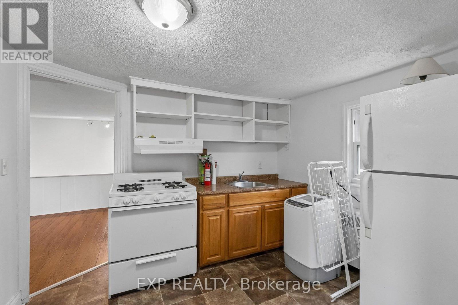 53 Kinsey Street Property Photo 13