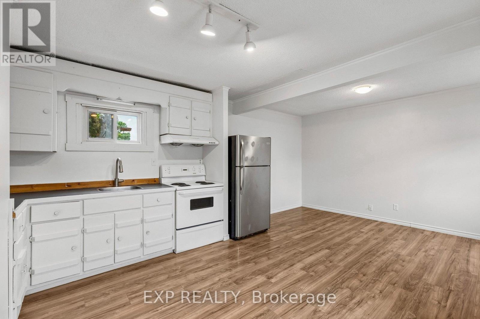 53 Kinsey Street Property Photo 20