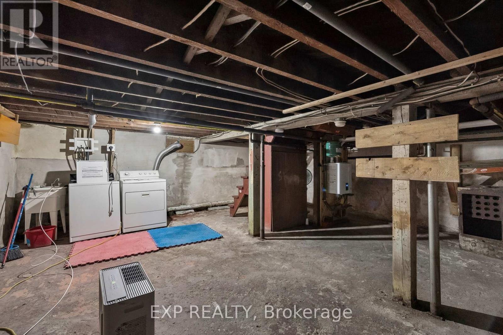 53 Kinsey Street Property Photo 33