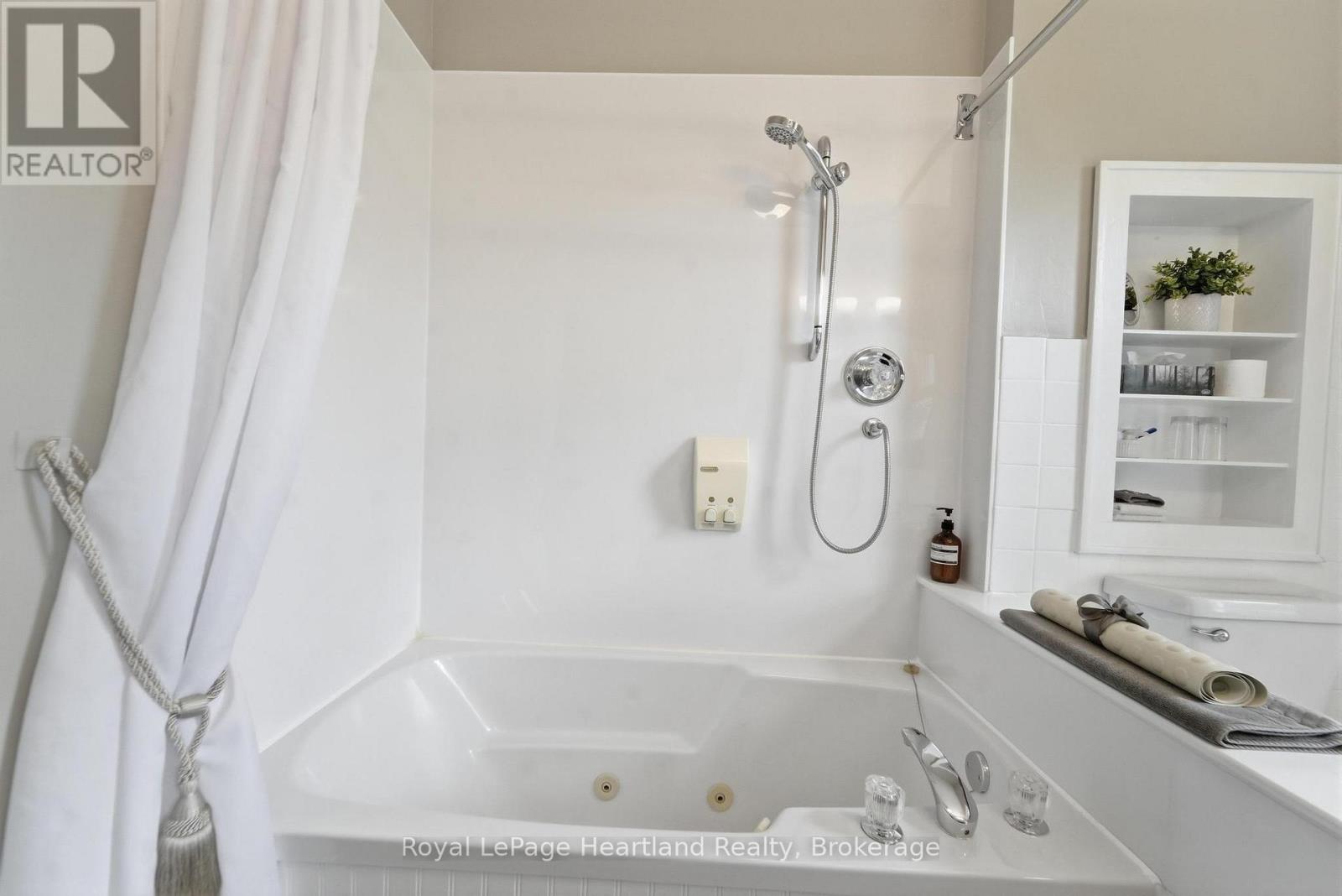72 Colborne Street Property Photo 31