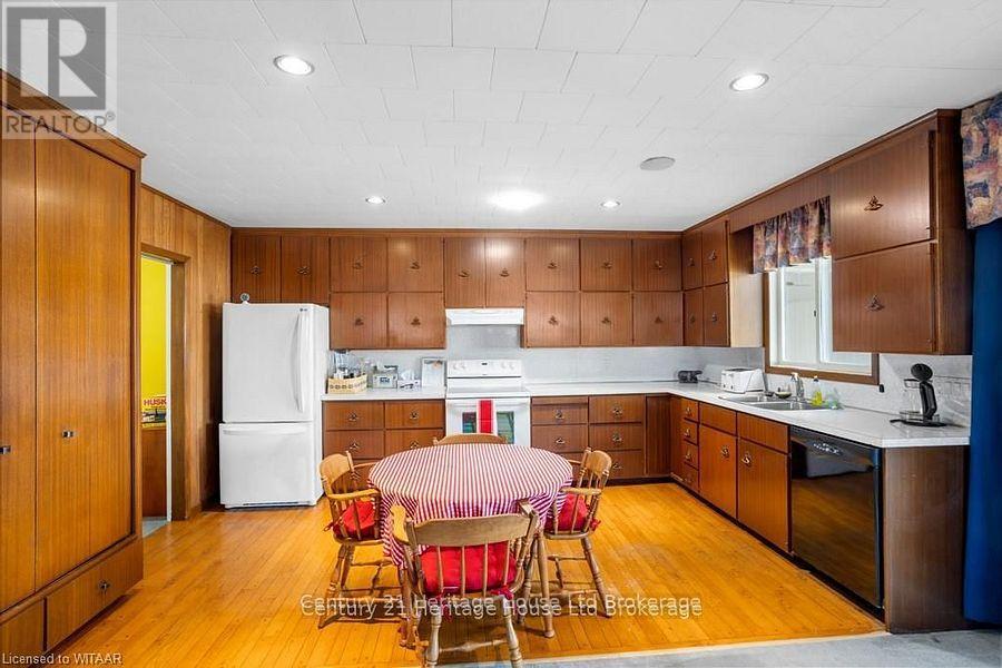 10 Joseph Street Property Photo 6