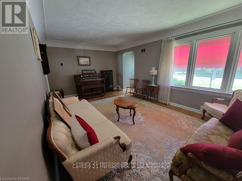 10 Joseph Street Property Photo 12