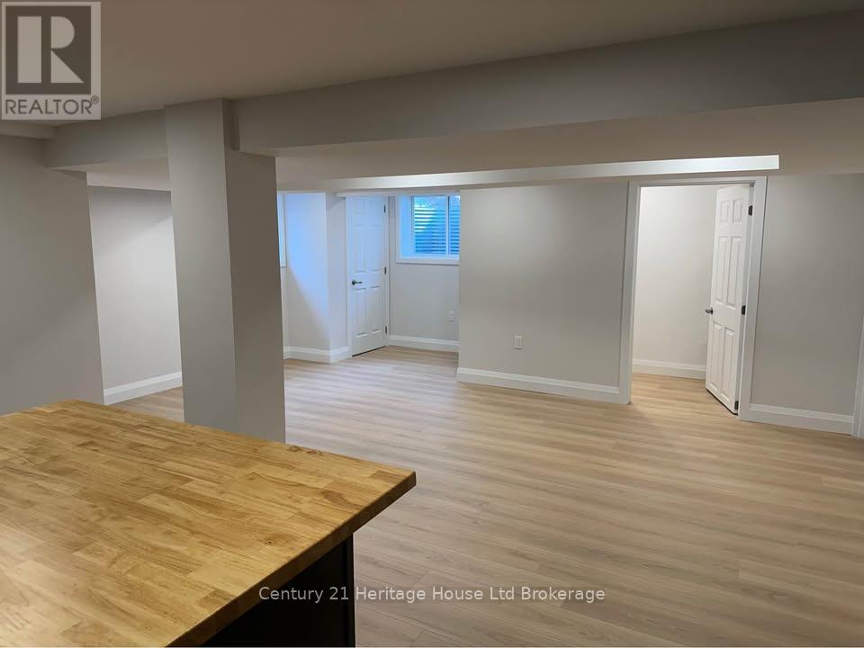 10 Joseph Street Property Photo 22