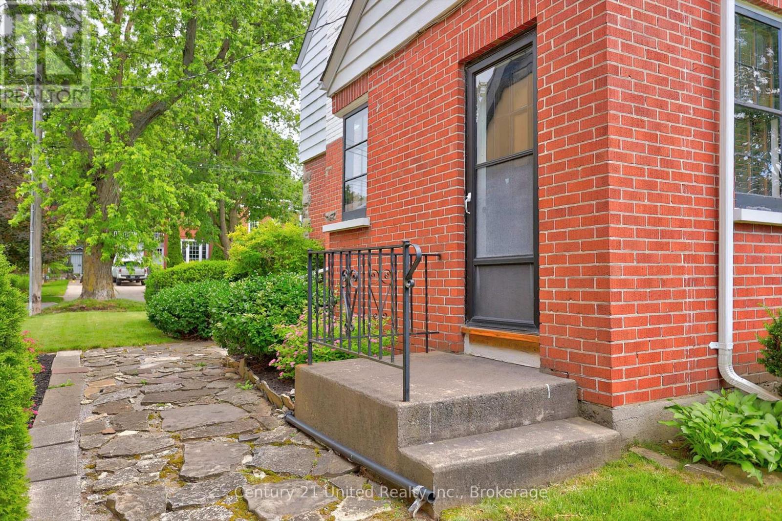204 O'carroll Avenue Property Photo 31