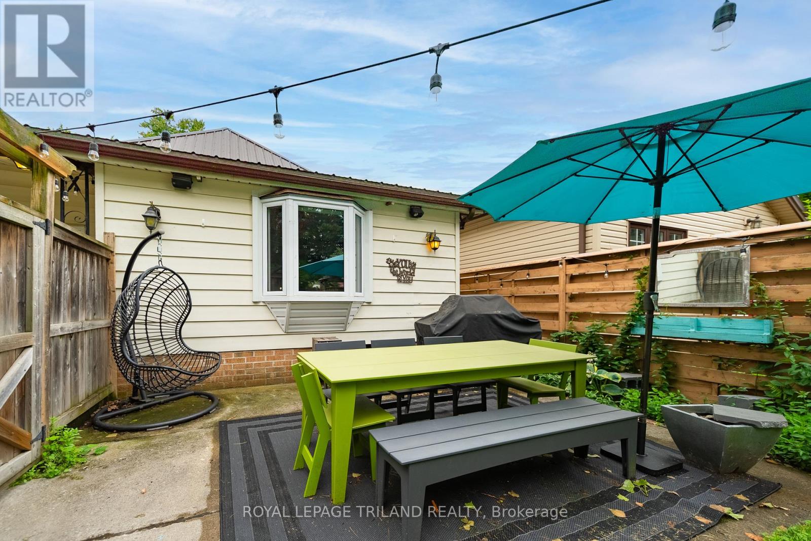 946 Dufferin Avenue Property Photo 27