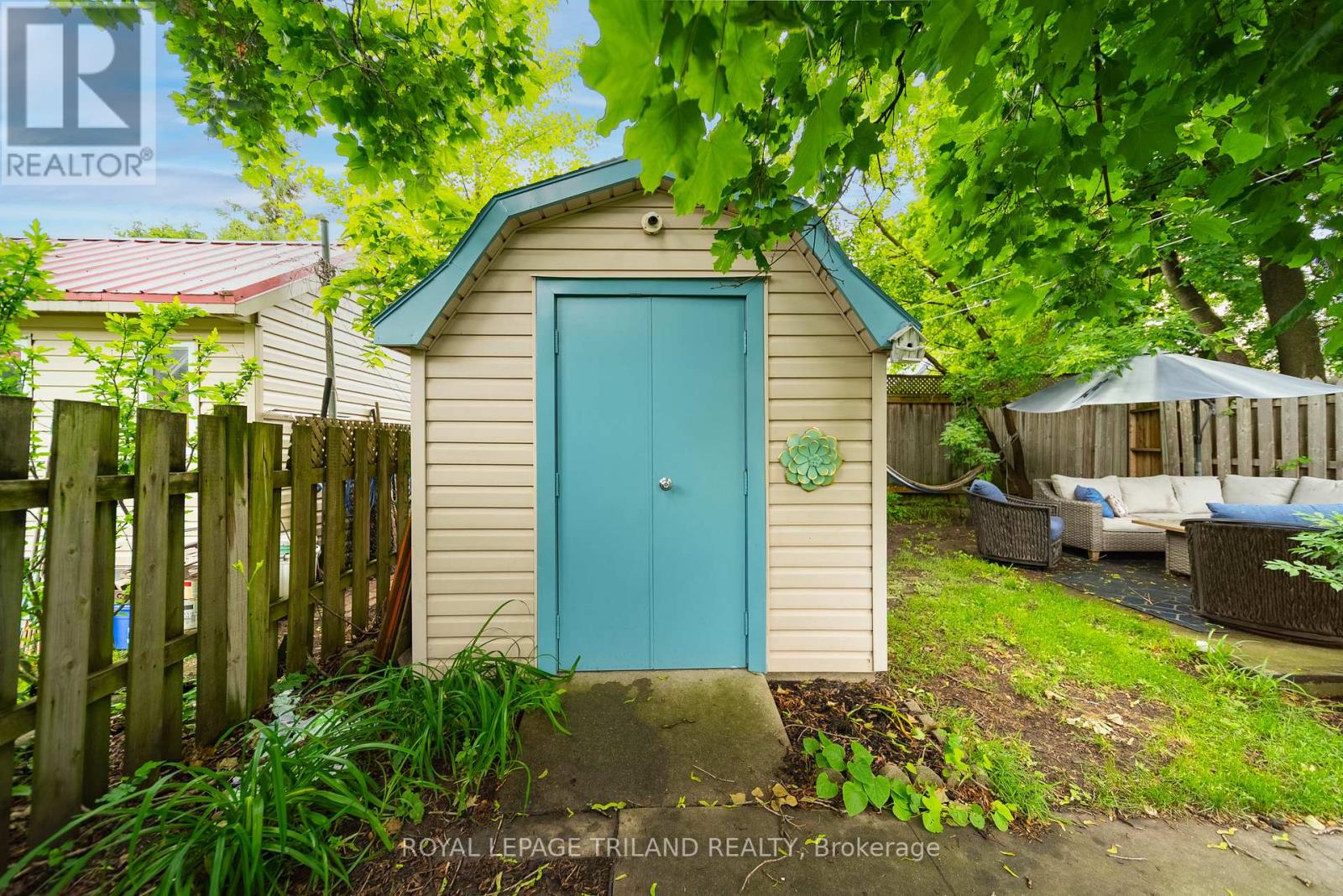 946 Dufferin Avenue Property Photo 33