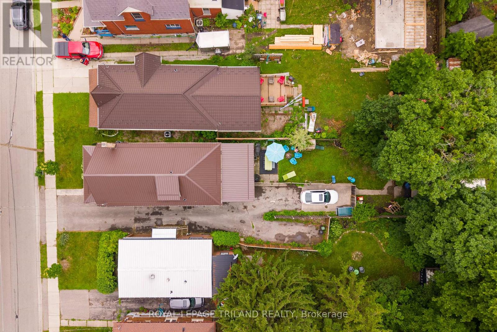 946 Dufferin Avenue Property Photo 35