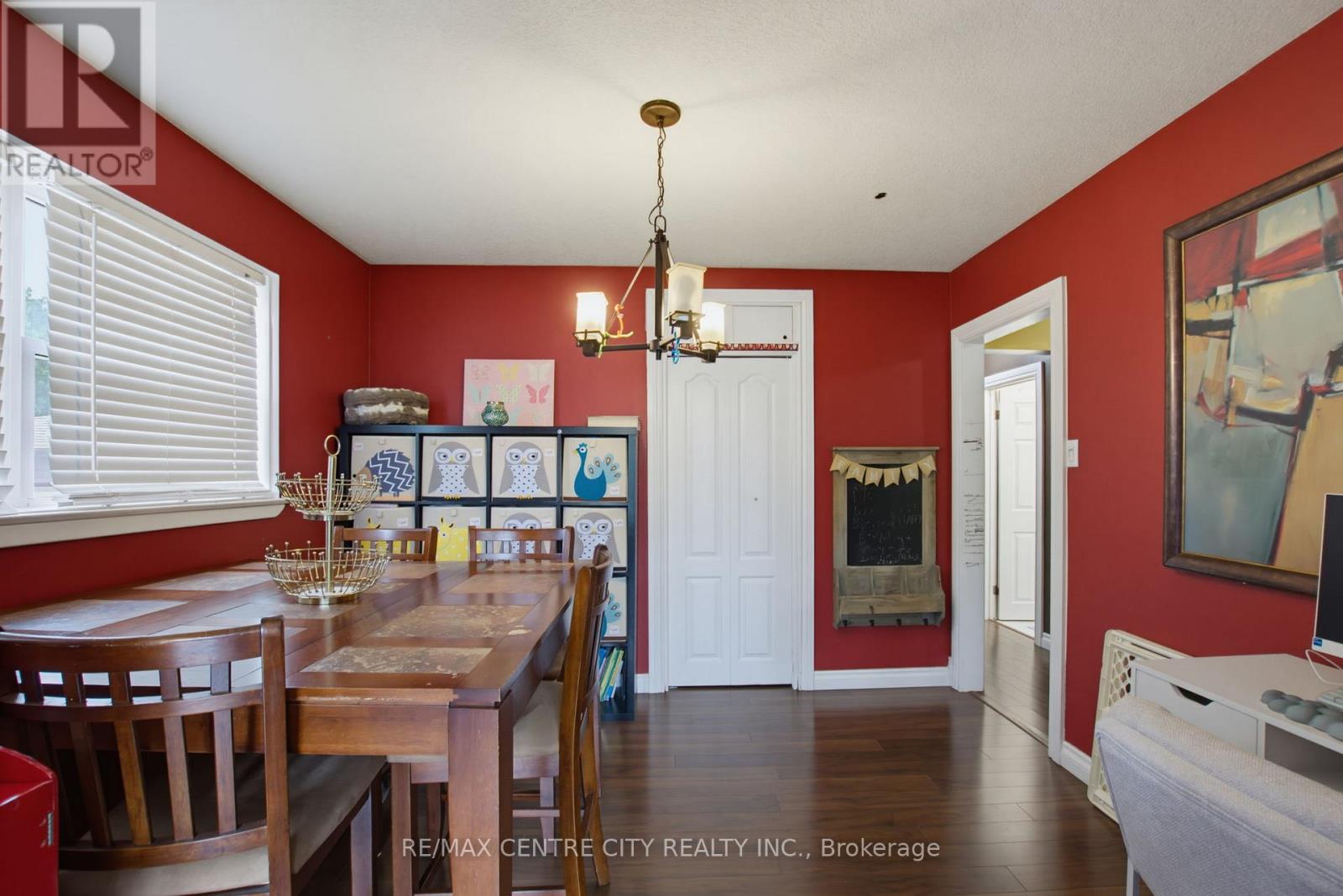 204 Burnside Drive Property Photo 9