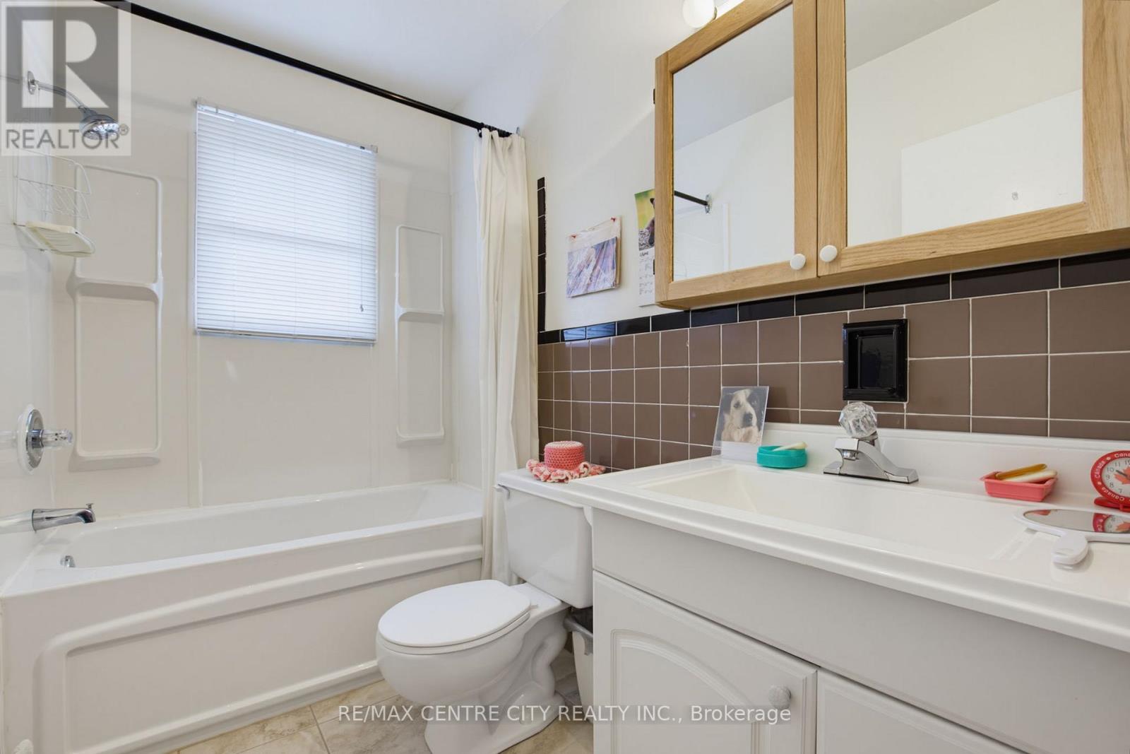 204 Burnside Drive Property Photo 36