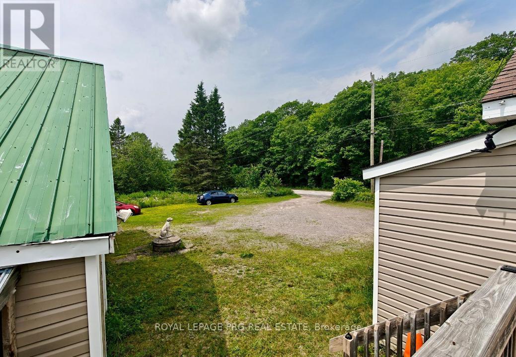 1521 Four Mile Lake Road Property Photo 4