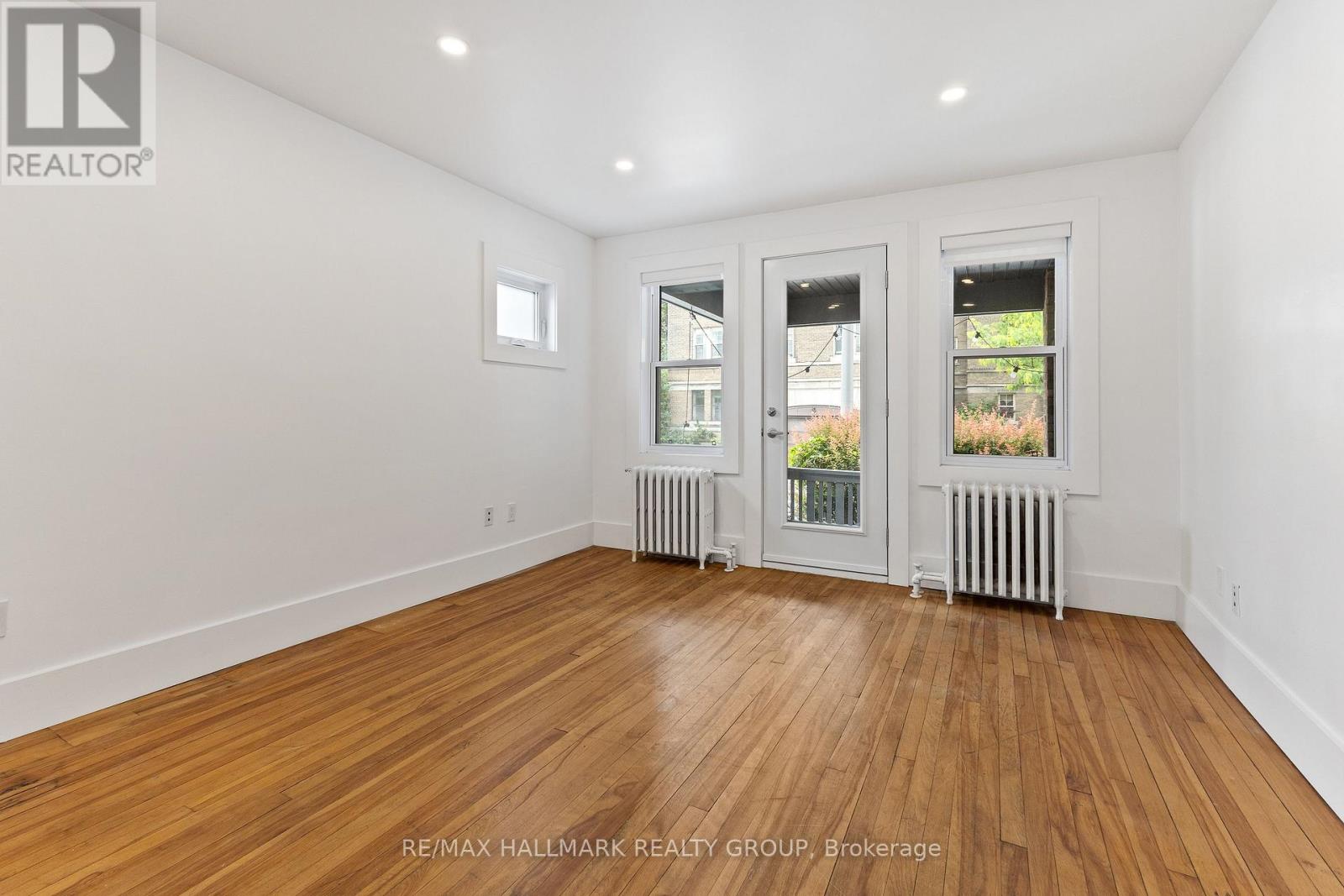 455 Metcalfe Street Property Photo 6