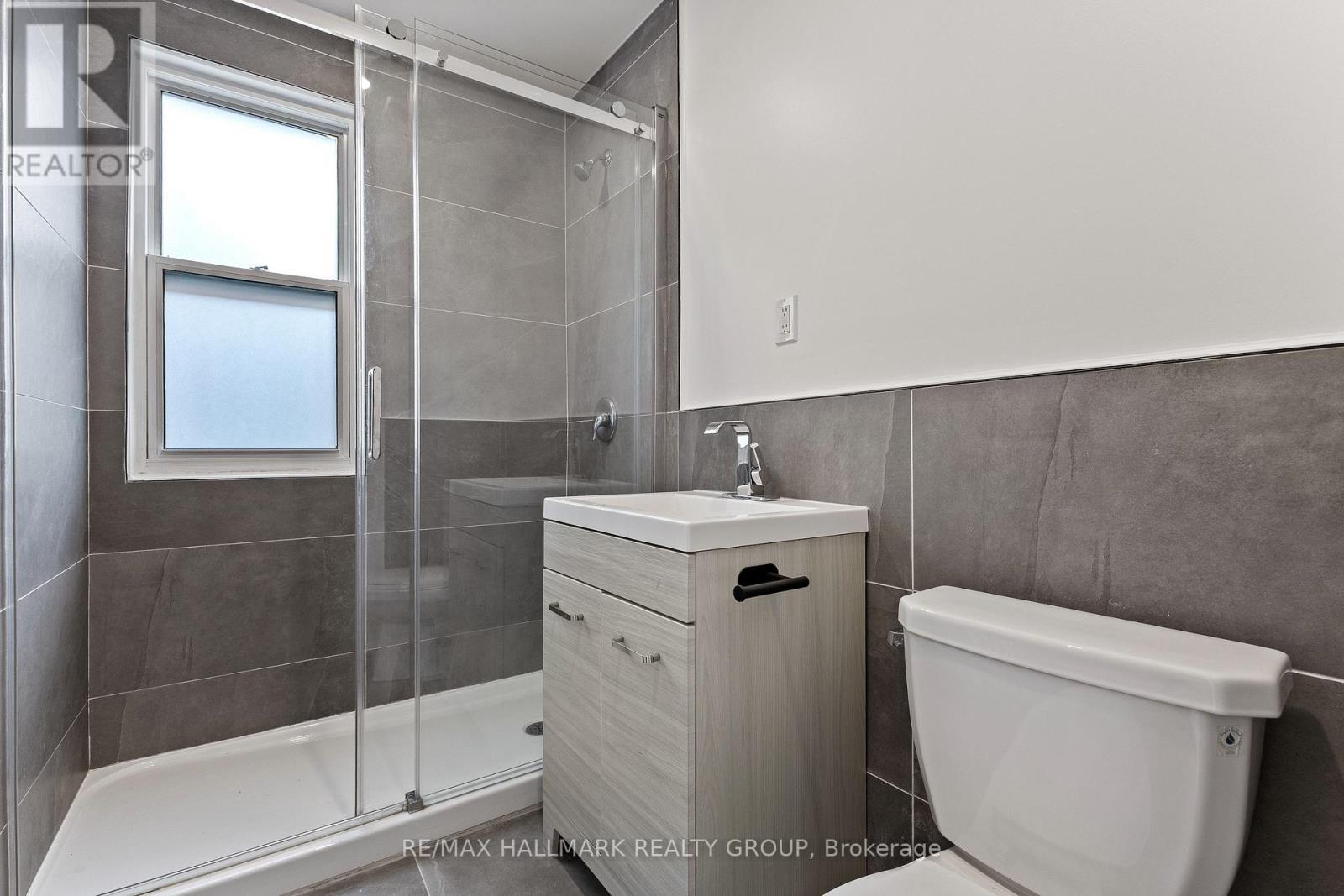 455 Metcalfe Street Property Photo 14