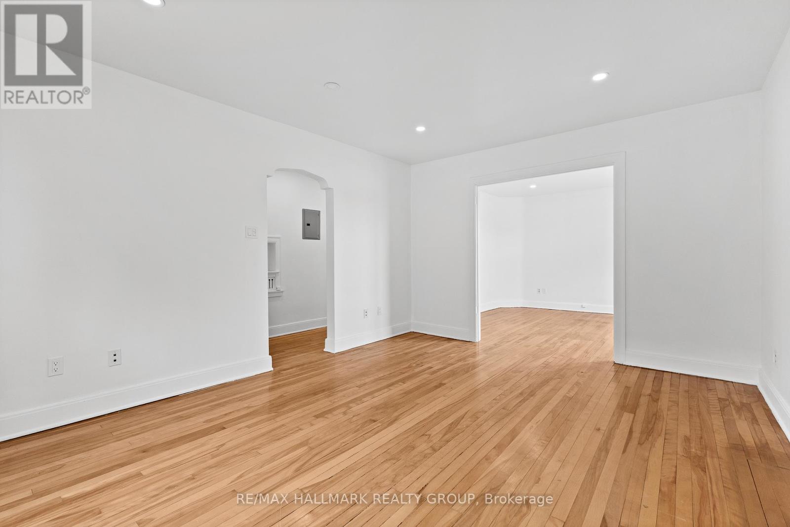 455 Metcalfe Street Property Photo 23