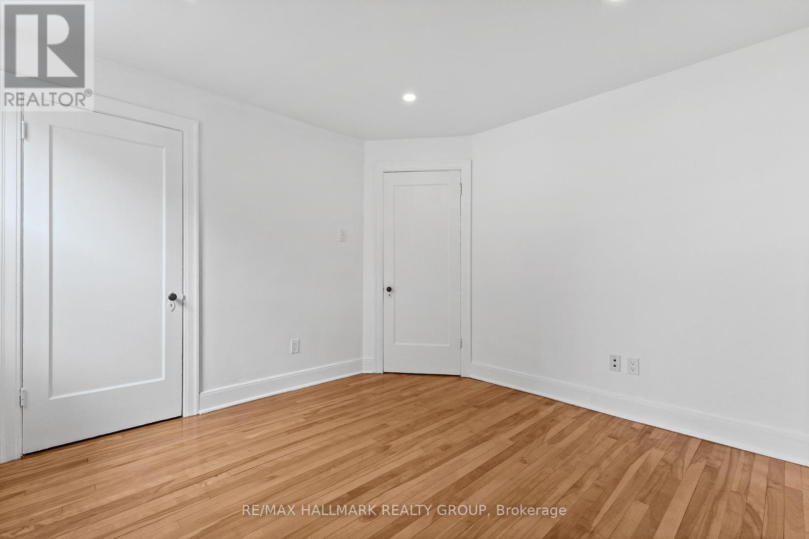 455 Metcalfe Street Property Photo 27