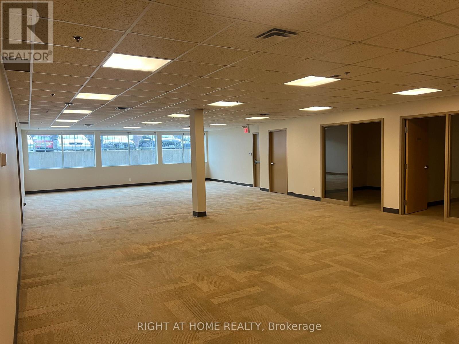 101 - 1224 Gardiners Road Property Photo 2