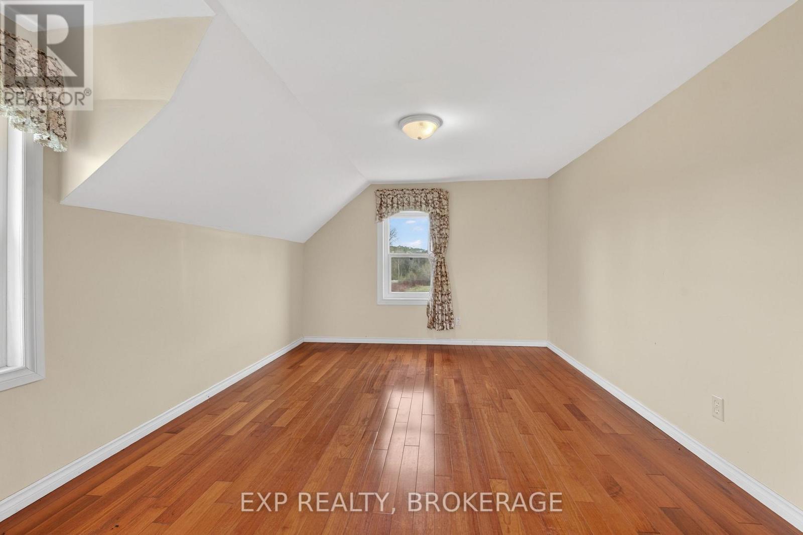488 Boundary Road Property Photo 22