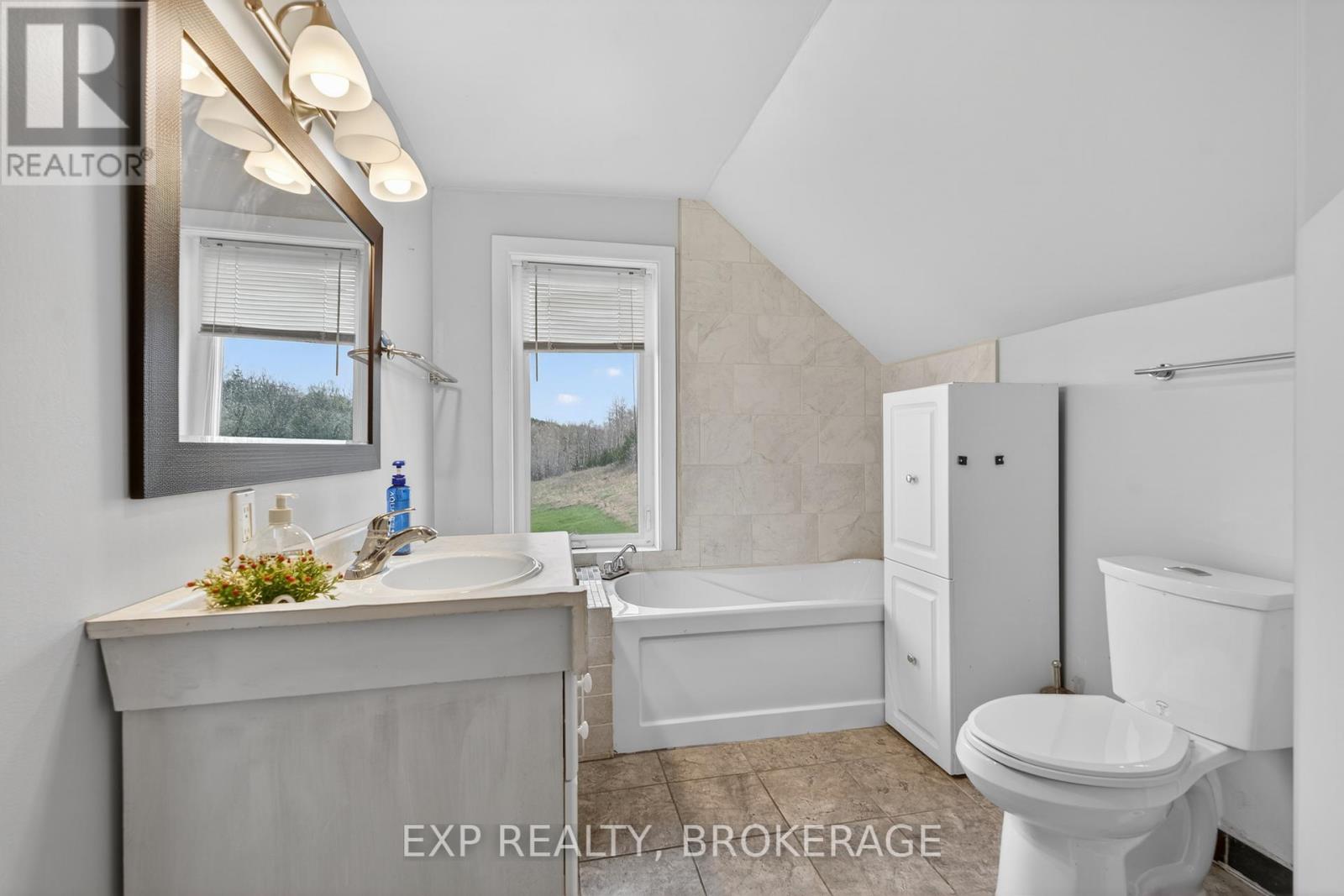 488 Boundary Road Property Photo 25