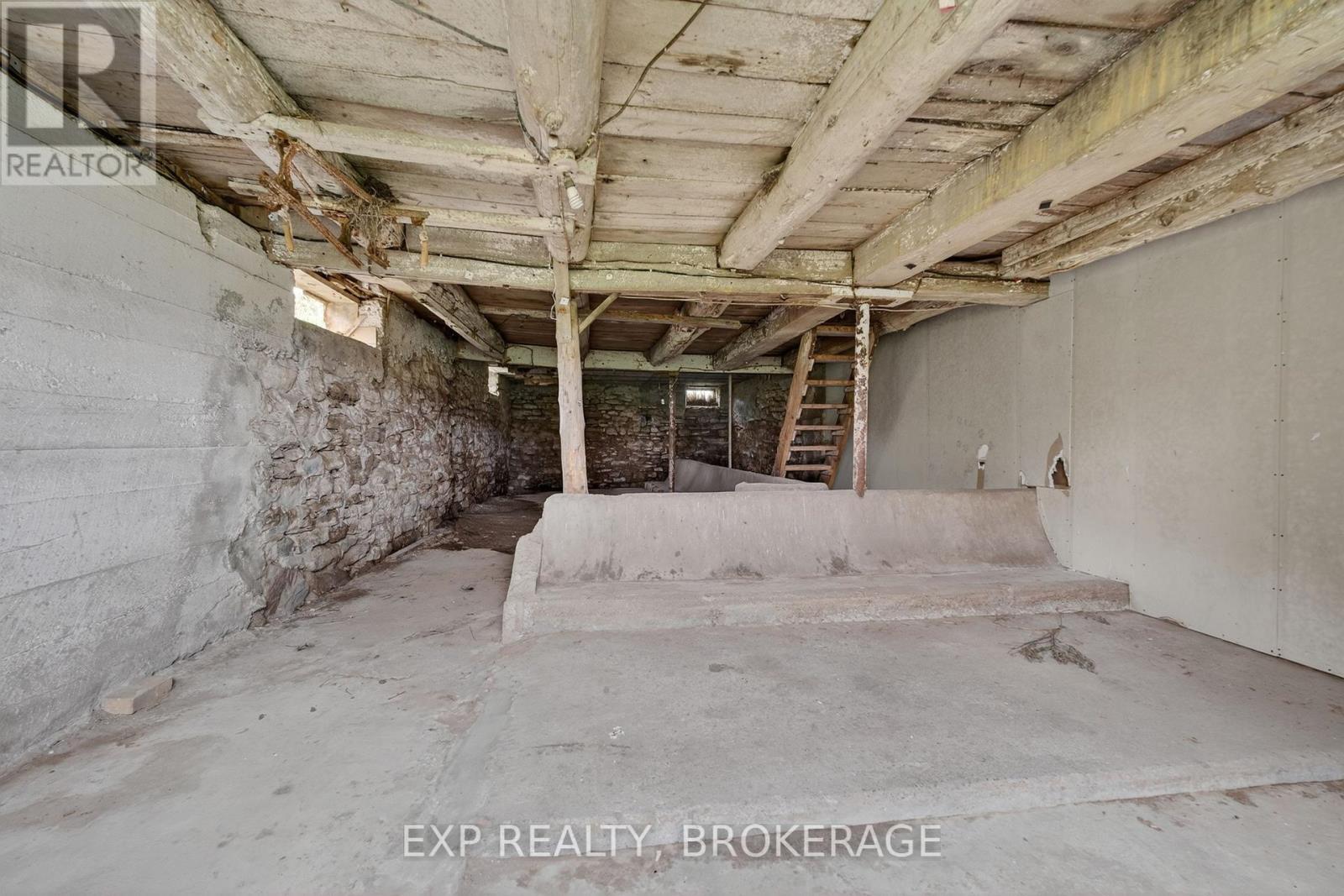 488 Boundary Road Property Photo 41