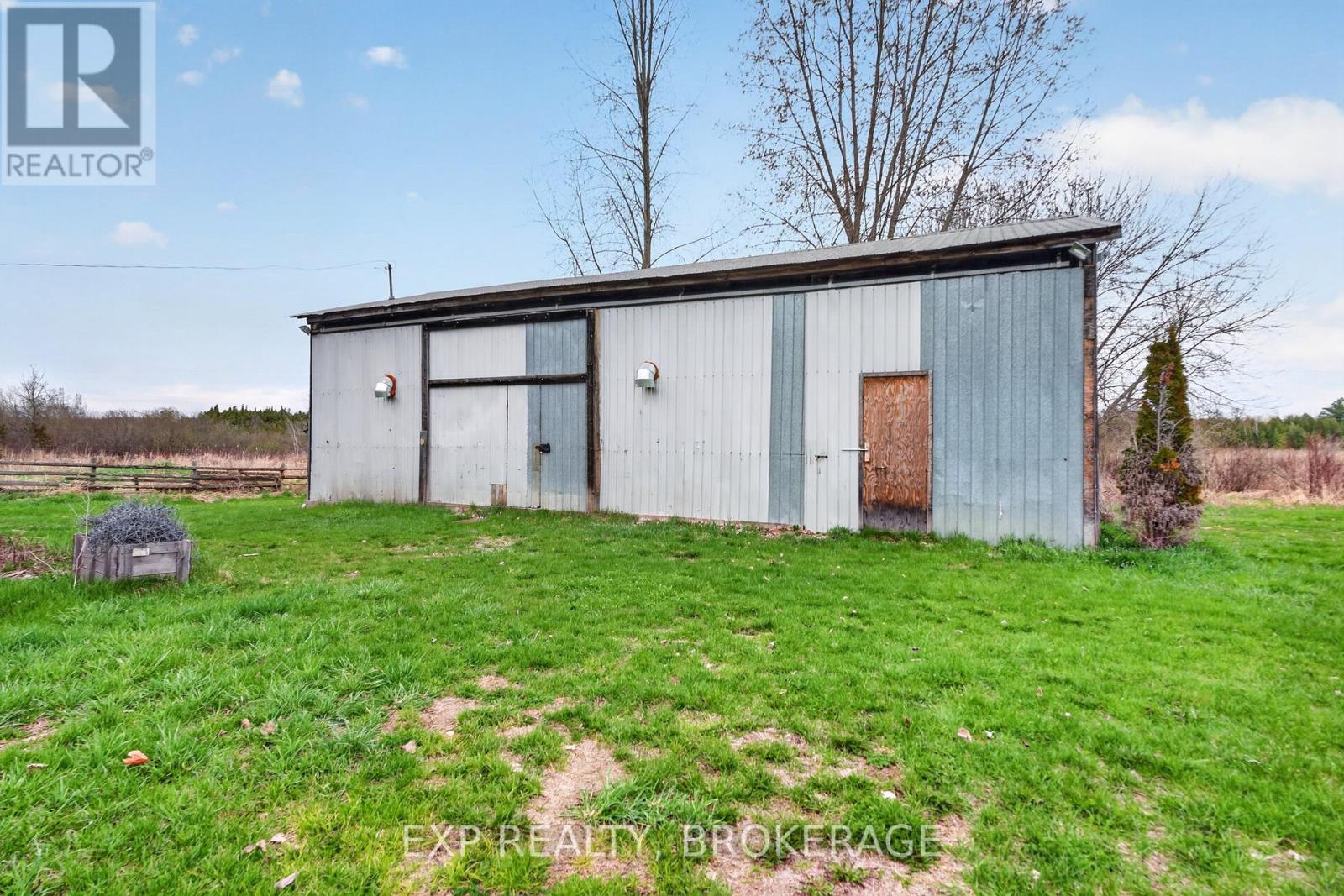 488 Boundary Road Property Photo 43