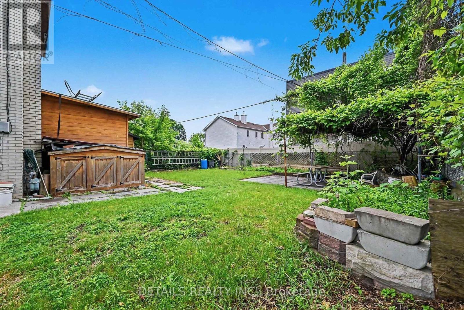 294 Donald Street Property Photo 14