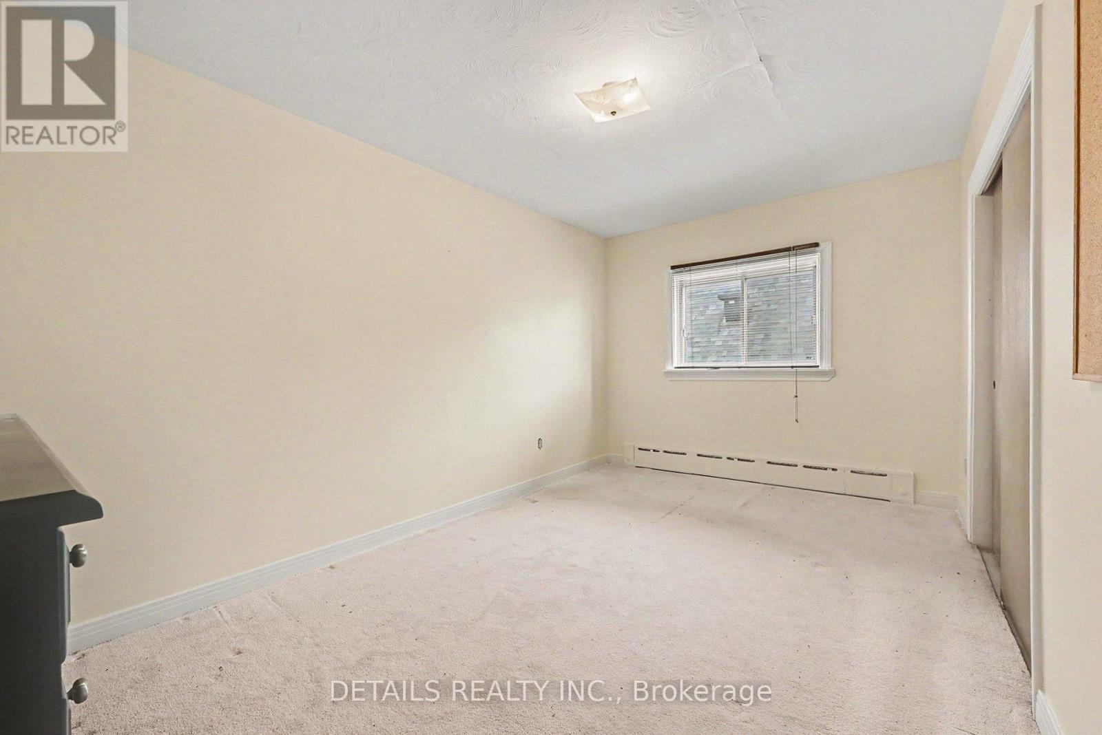 294 Donald Street Property Photo 20