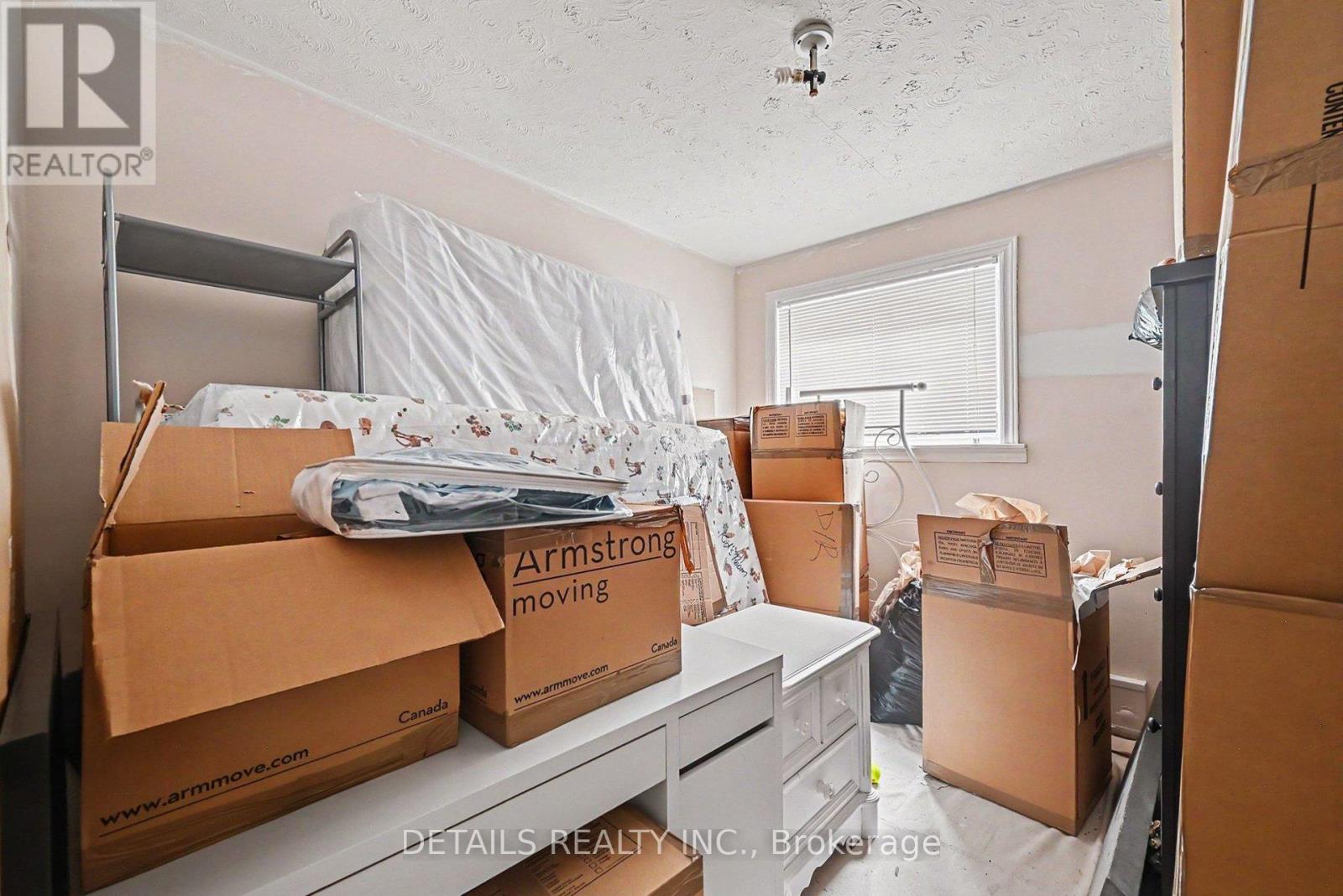 294 Donald Street Property Photo 27