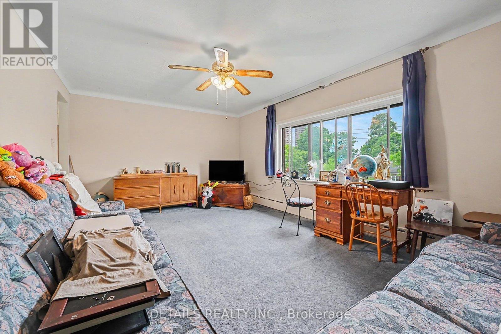 294 Donald Street Property Photo 42