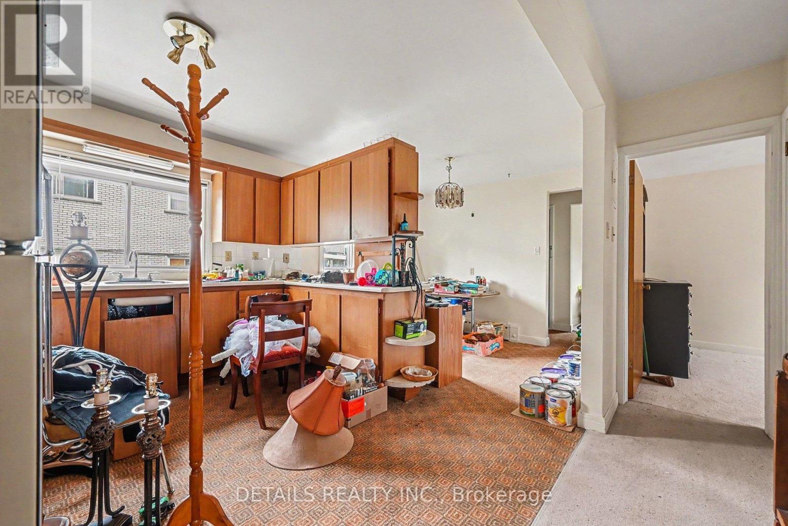 294 Donald Street Property Photo 46