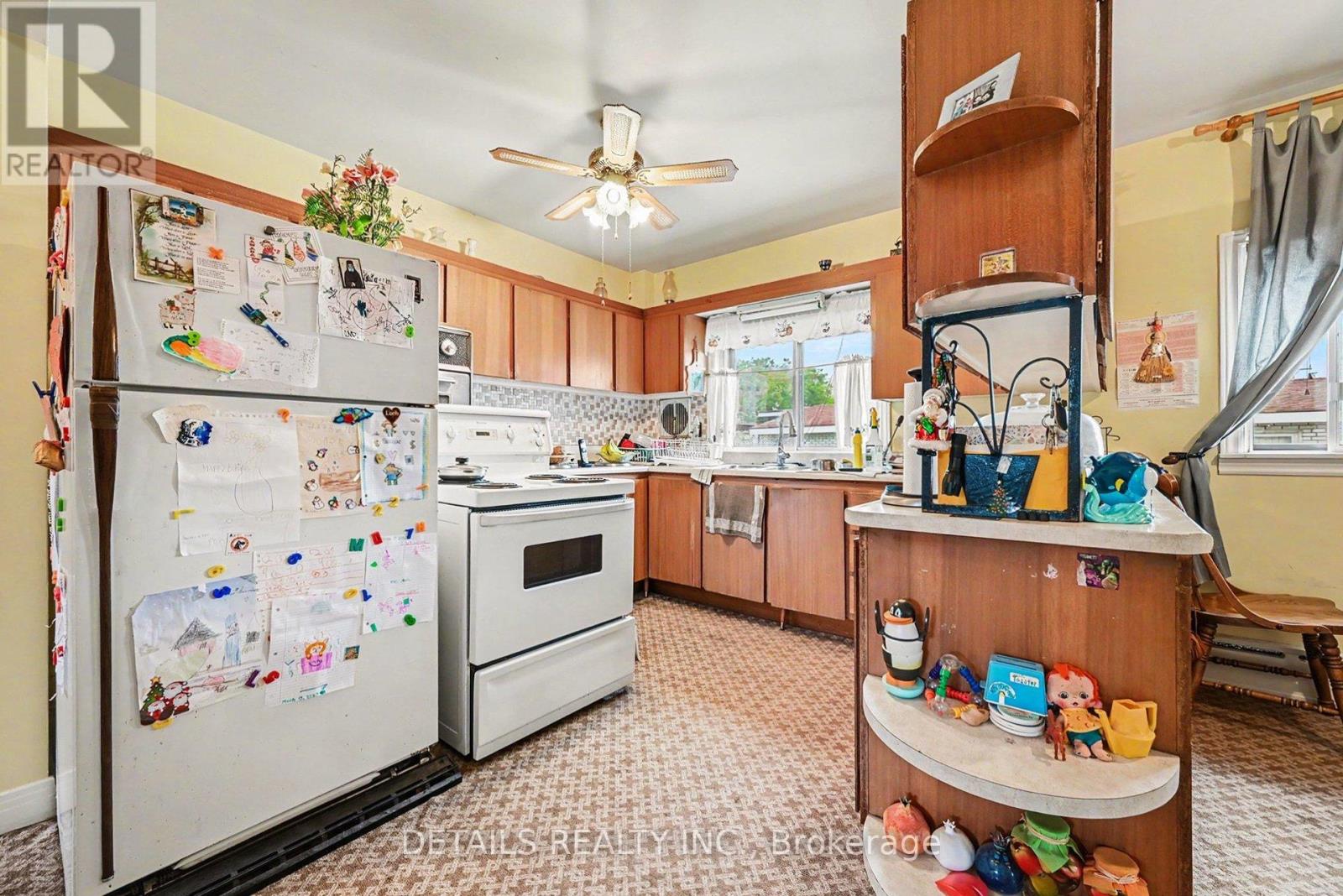 294 Donald Street Property Photo 48