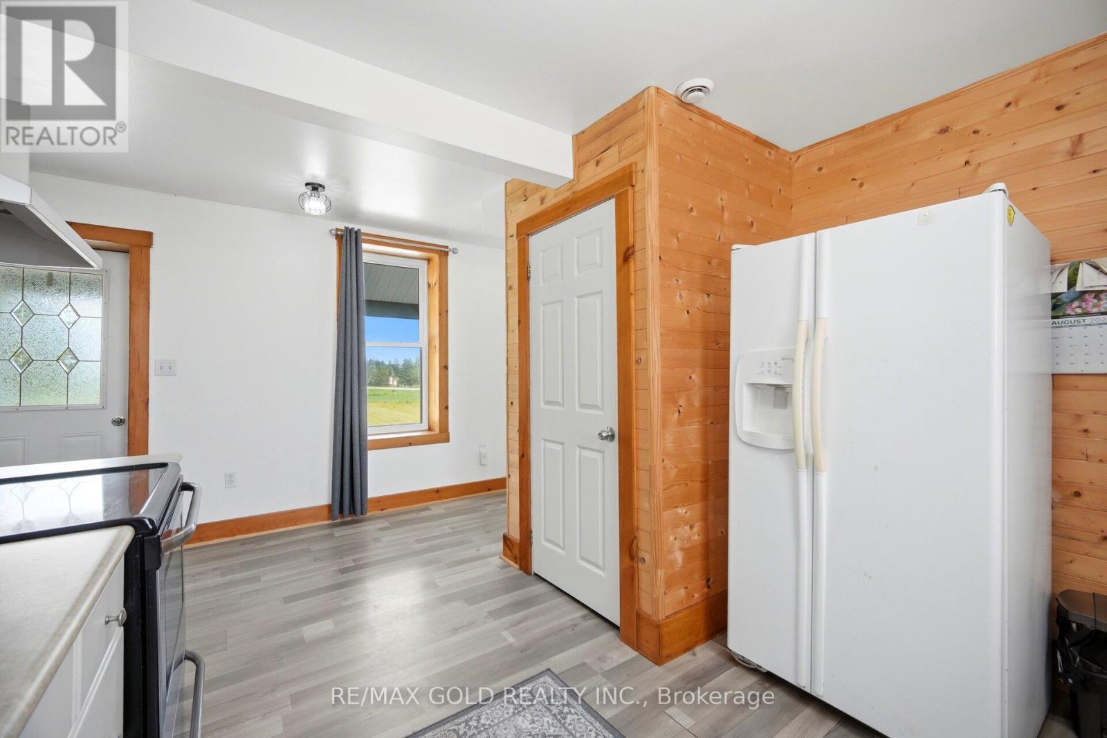 26735 Highway 89 Highway Property Photo 11
