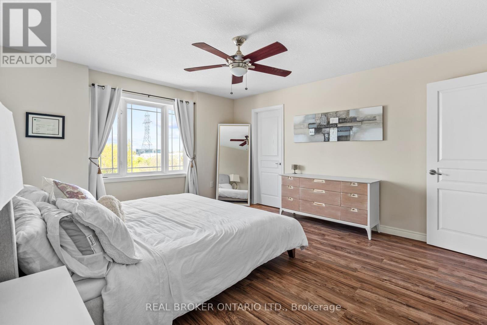 138 Edenrock Drive Property Photo 14