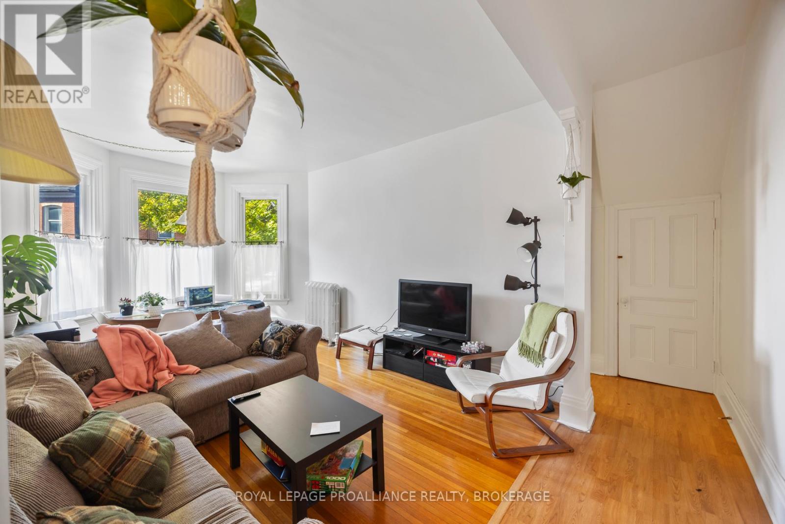 217 William Street Property Photo 10