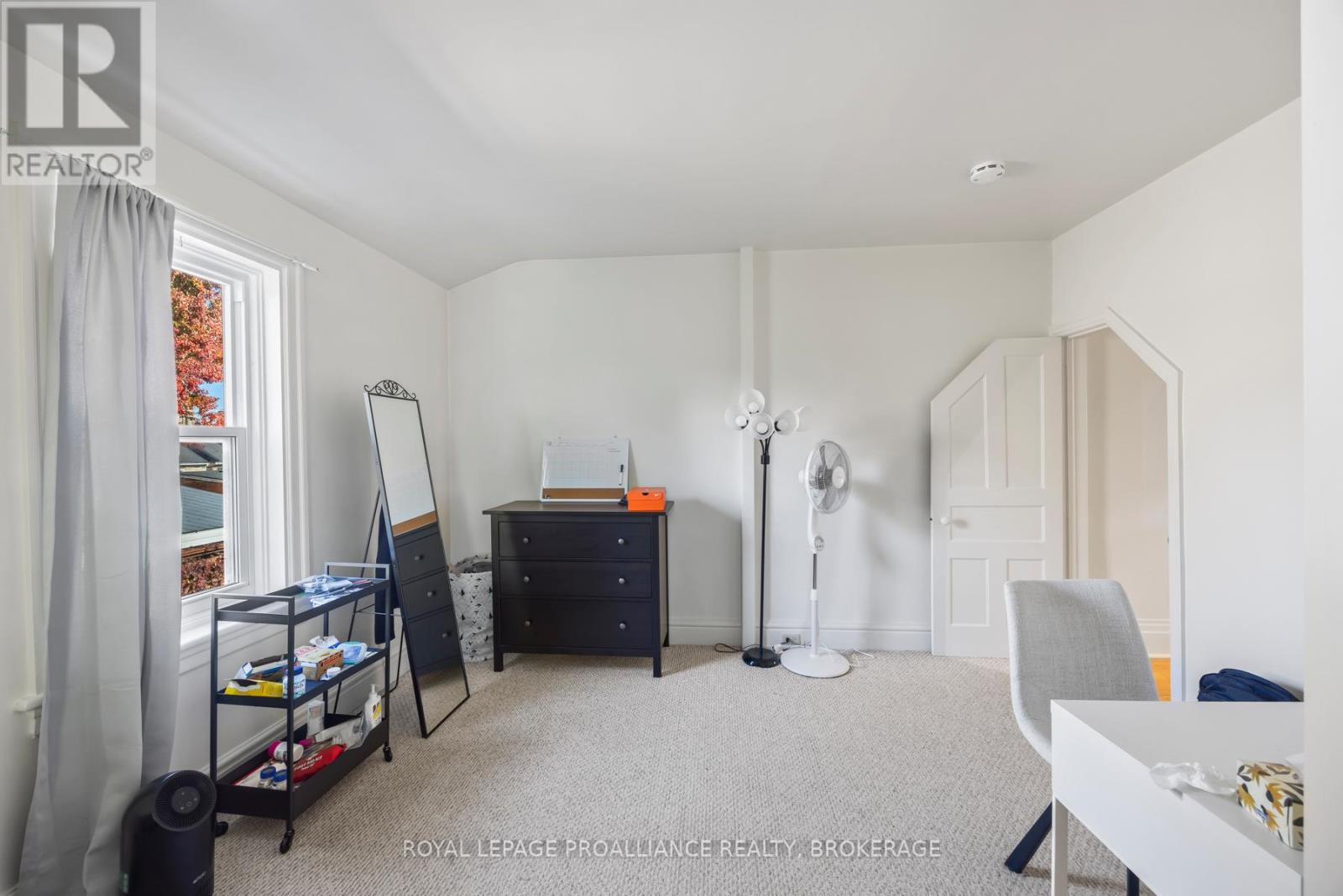 217 William Street Property Photo 43