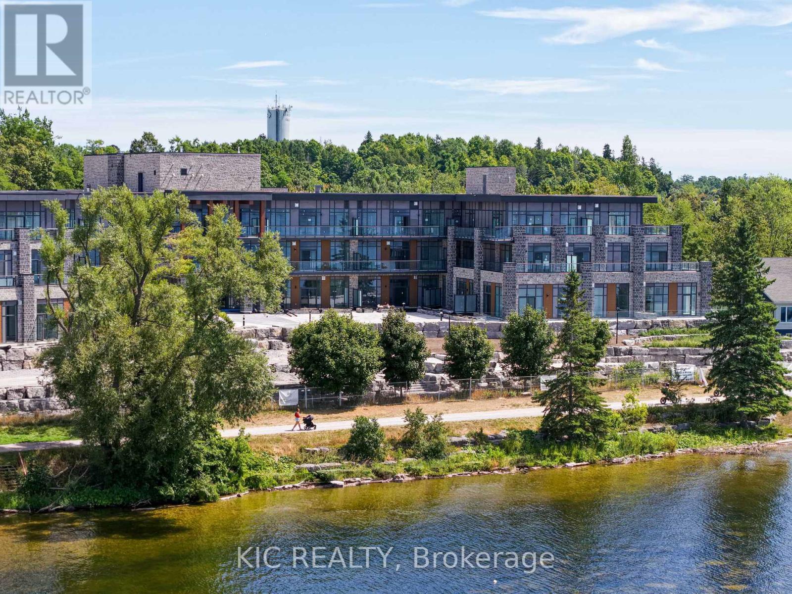 210 - 99 Louisa Street Property Photo 2