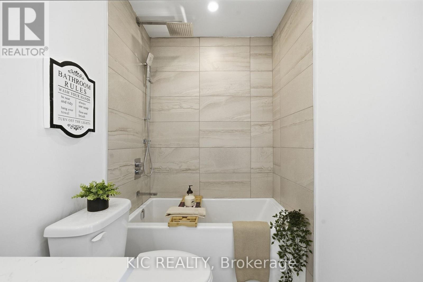 210 - 99 Louisa Street Property Photo 22