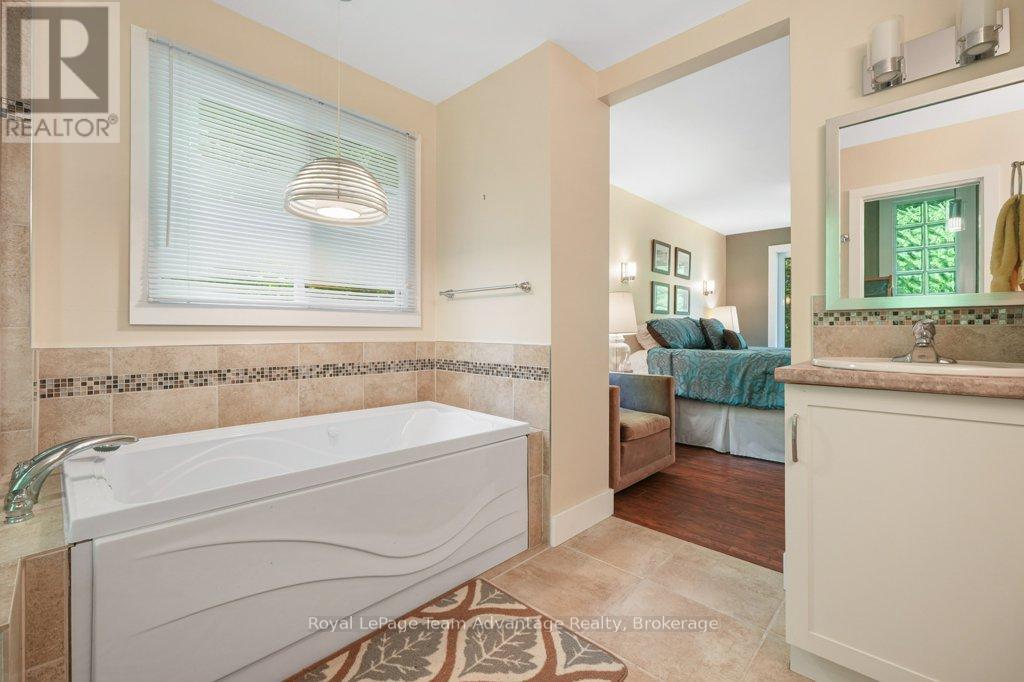 25 Island 20c Property Photo 31