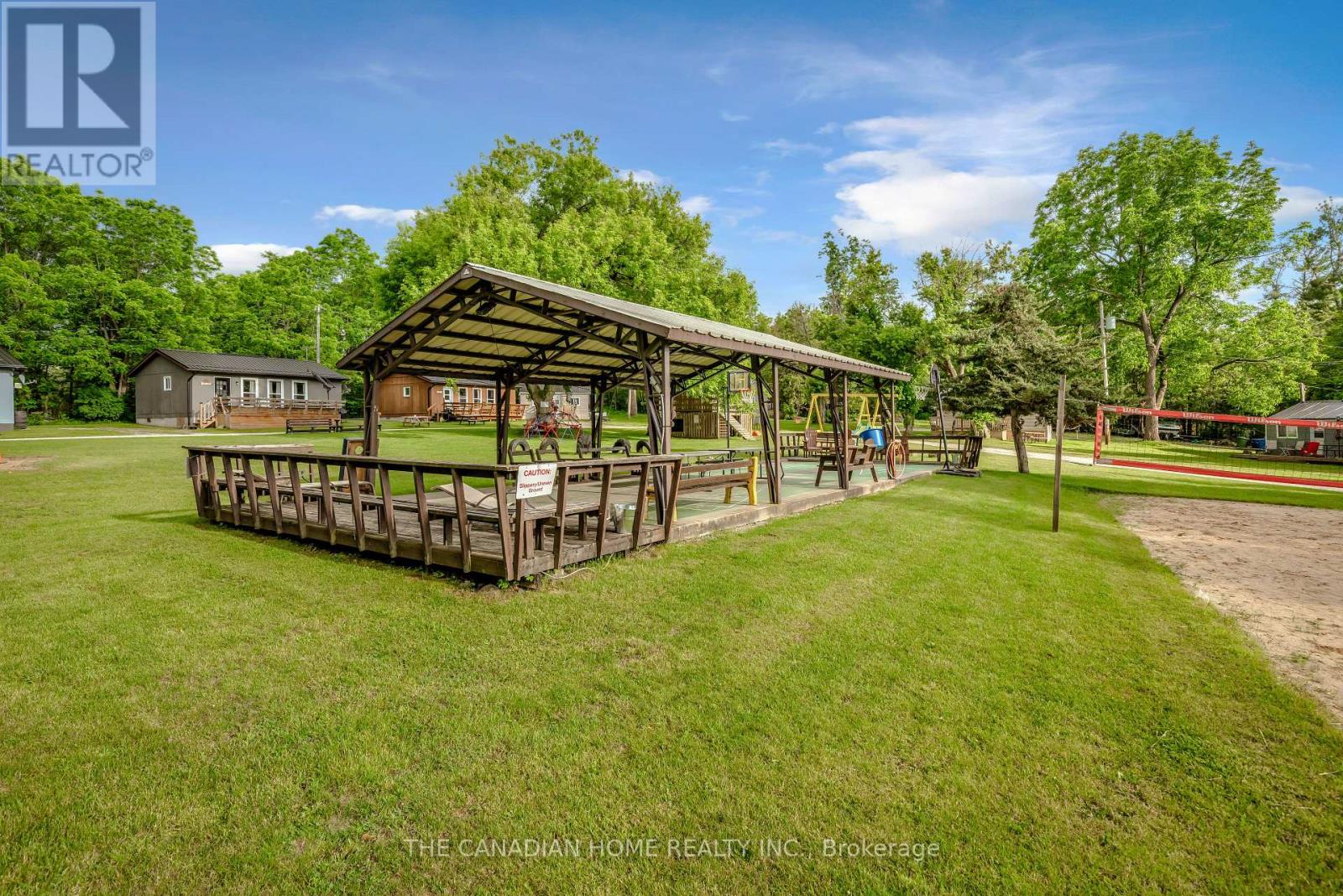 23 - 230 - 232 Lake Dalrymple Road Property Photo 28